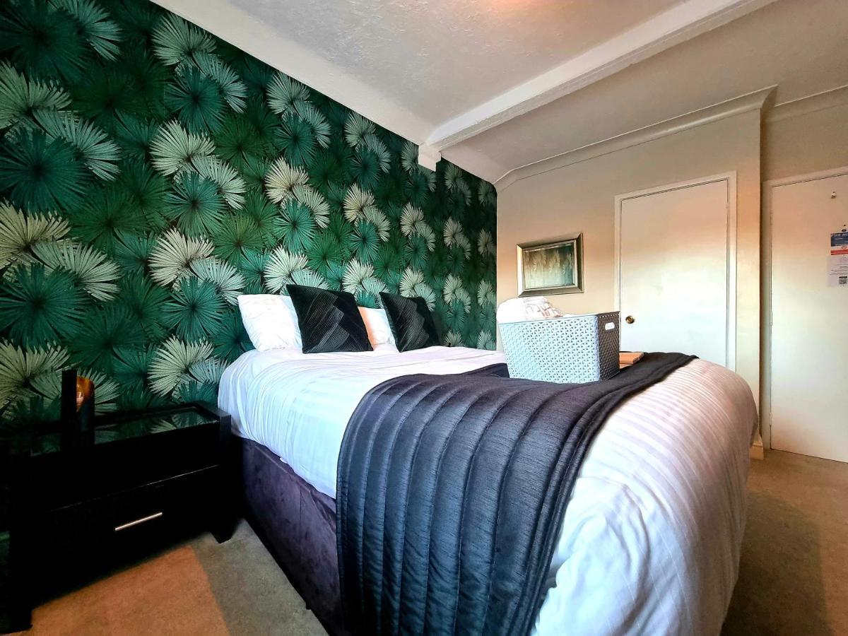 The Ashleigh - Dog Friendly Bed and Breakfast Bournemouth Exteriör bild